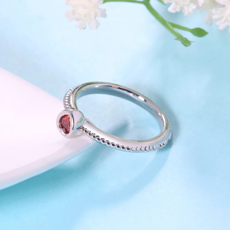 Fashion Simple Red Heart Crystal Zircon Ring for Women Girl Silver Plated Jewelry Engagement Party Trendy Love Gift Rings